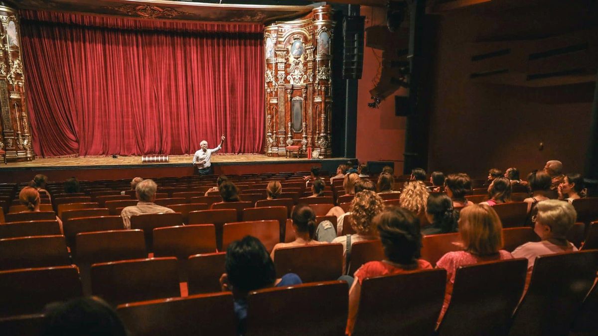 A New York-i Broadway árait idézi a pesti teátrum - ultrán elszaladtak a jegyárak