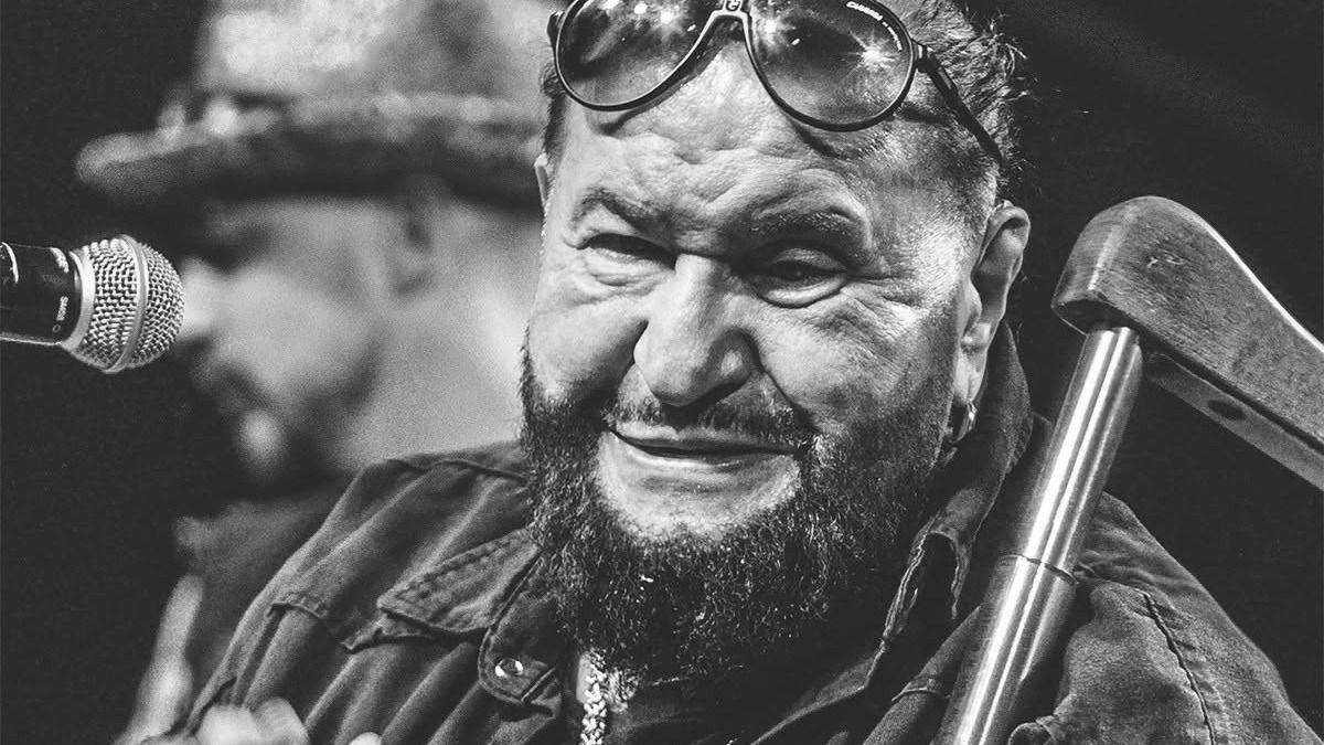 Gyászba borult az ország: meghalt Deák Bill Gyula