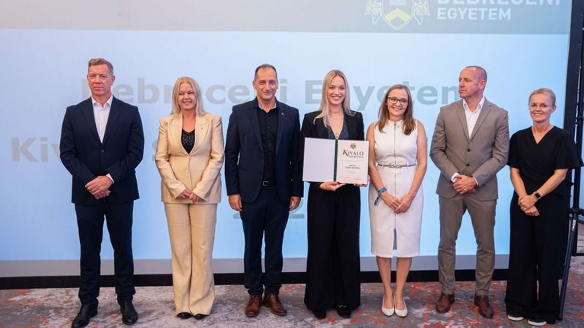 Kiválóságait díjazta a Debreceni Egyetem