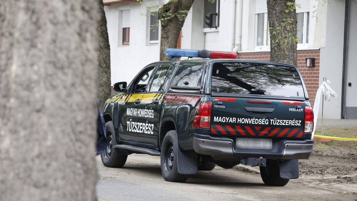 Bombát találtak Debrecenben! Le kellett zárni egy utcát