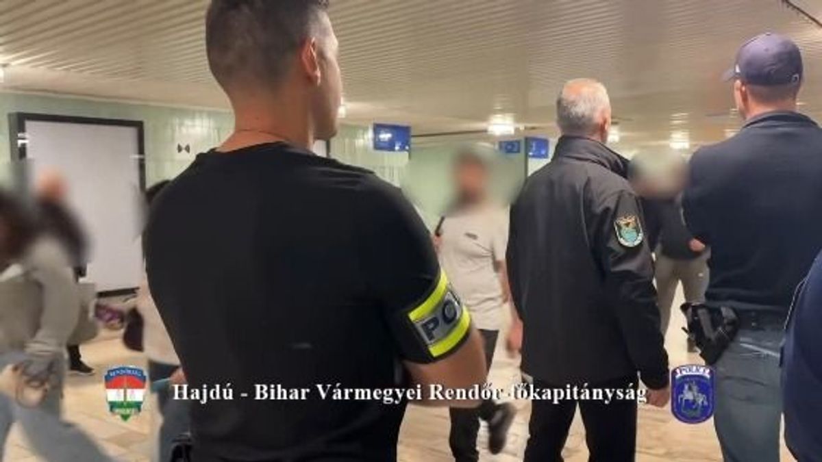 Egyenruhások lepték el a Nagyállomást Debrecenben – látványos videó készült a rendőrségi akcióról!