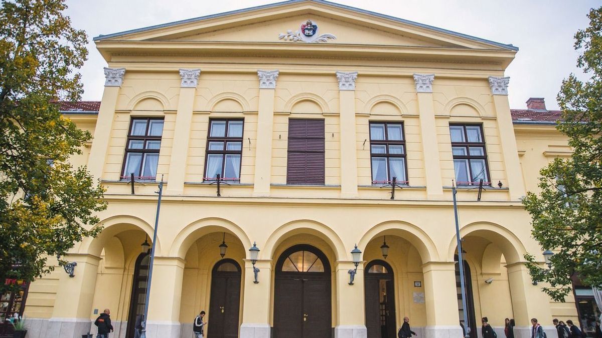 Több félévre szóló ösztöndíjat veszíthetnek el a debreceni fiatalok, ha erről a határidőről lemaradnak