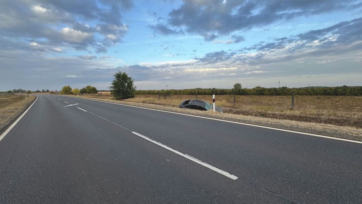 Hónapokig hevert az út mellett Hajdú-Biharban! Teljesen kibelezték a baleset után – fotóval