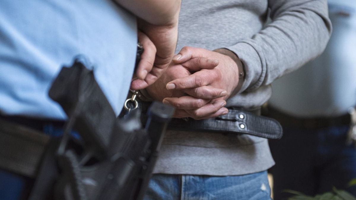 Befejezték a nyomozást a rendőrök, súlyos vád miatt állhat bíróság elé egy debreceni férfi