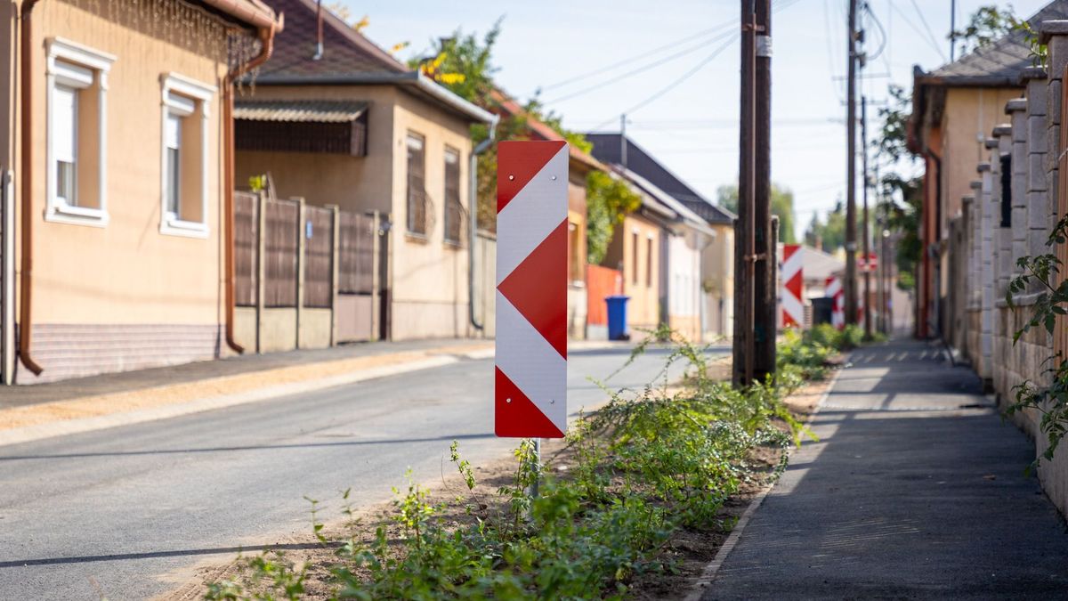 Újabb utca újult meg Debrecenben, de változott vele a forgalmi rend is - fotókkal!