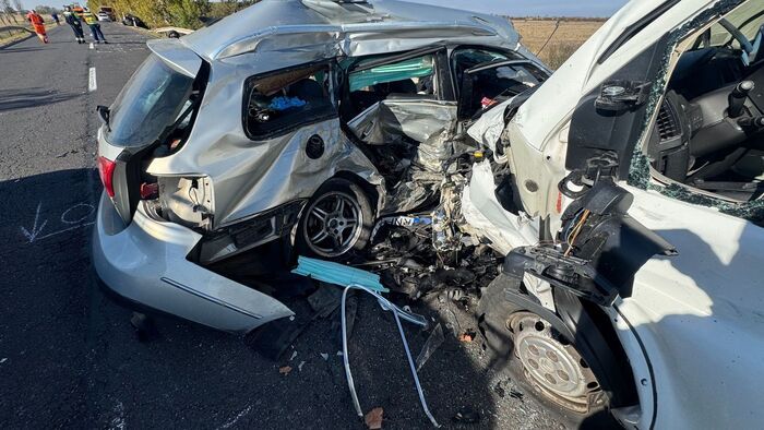 Megrázó képeken és videón a 42-es főúton történt halálos baleset, egy ember életét vesztette