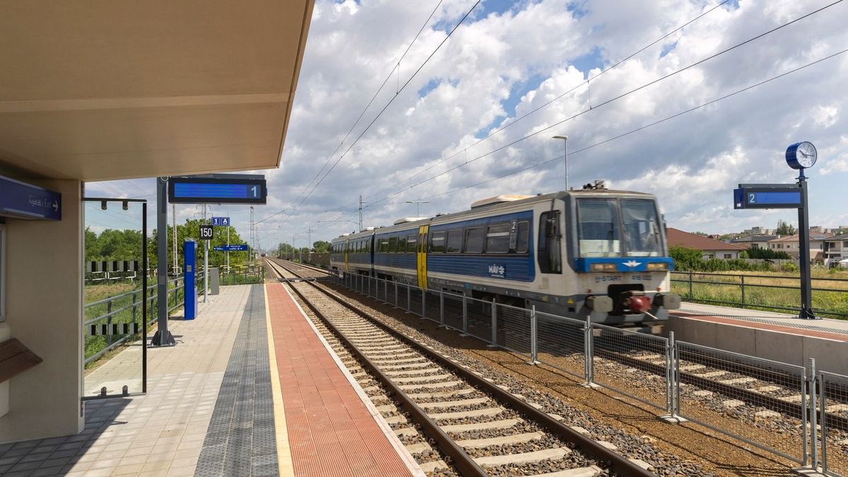 Nem állt meg a vonat a hajdú-bihari állomáson, az utas erre olyat tett, ami miatt újra a rendőrök vitték el