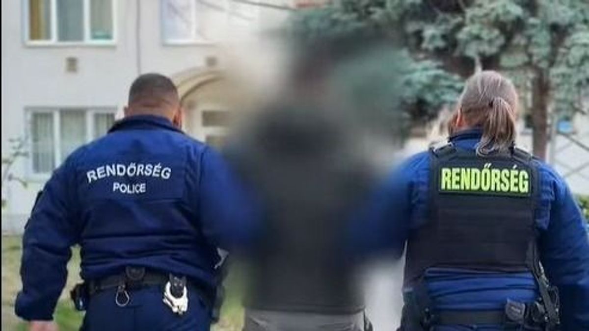 Megindultak a rendőrök, közel 20 embert fogtak el Debrecenben – videóval
